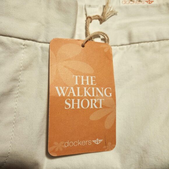 Dockers Walking Shorts White Chino Womens Size 14 - Picture 6 of 7
